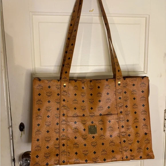 MCM Large Cognac Visetos Tote Shoulder Travel Carry on Tote EUC - Picture 7 of 17